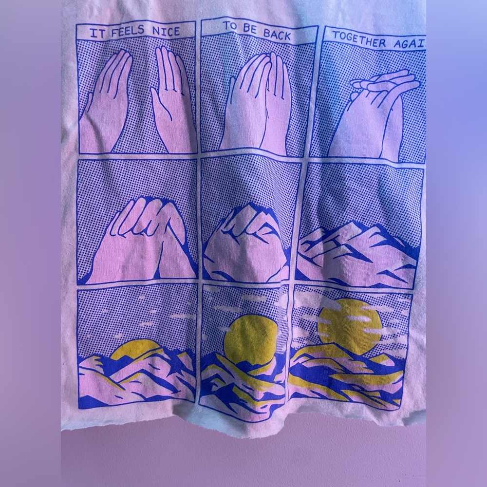 2/$10! GILDAN WOMENS GRAPHIC CROP TOP CUTE MEDIUM AESTHETIC POETIC SHIRT OCEAN🍀 - Picture 4 of 6